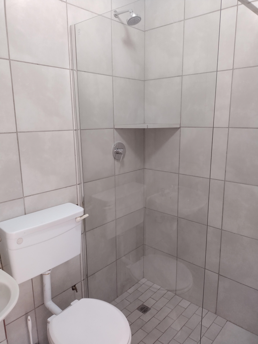 To Let 2 Bedroom Property for Rent in Table View Western Cape